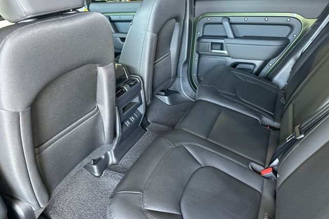 New 2026 Woolstone Green Land Rover S image 11