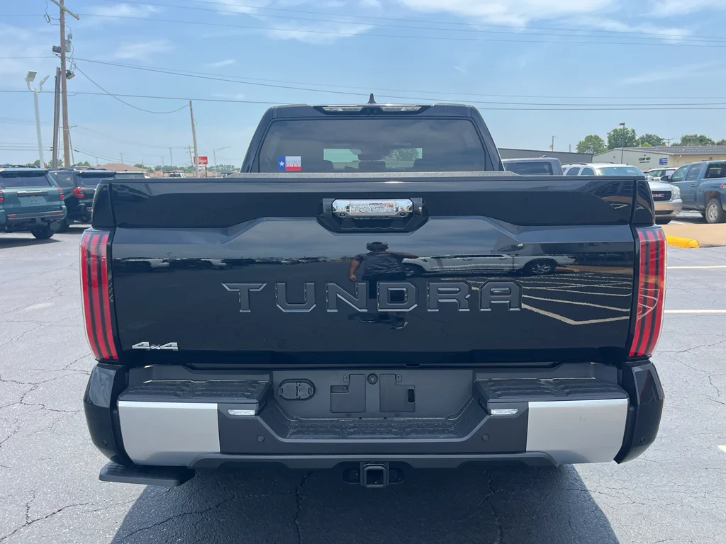 2026 Toyota Tundra Limited - Photo 6