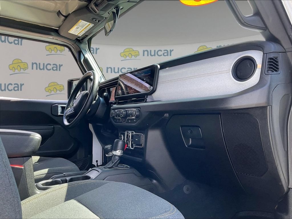 Used 2025 White Jeep Nighthawk image 14