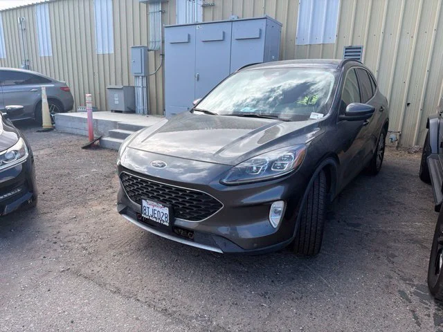 2020 Ford Escape Titanium