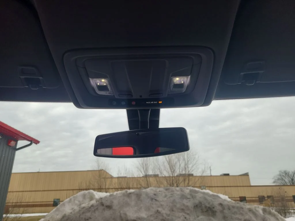 Used 2022 White Chevrolet LTZ image 38