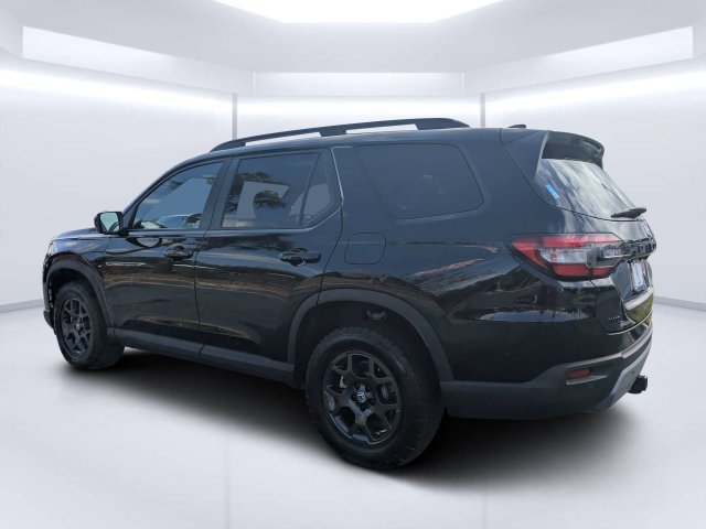 Used 2025 Crystal Black Pearl Honda TrailSport image 5