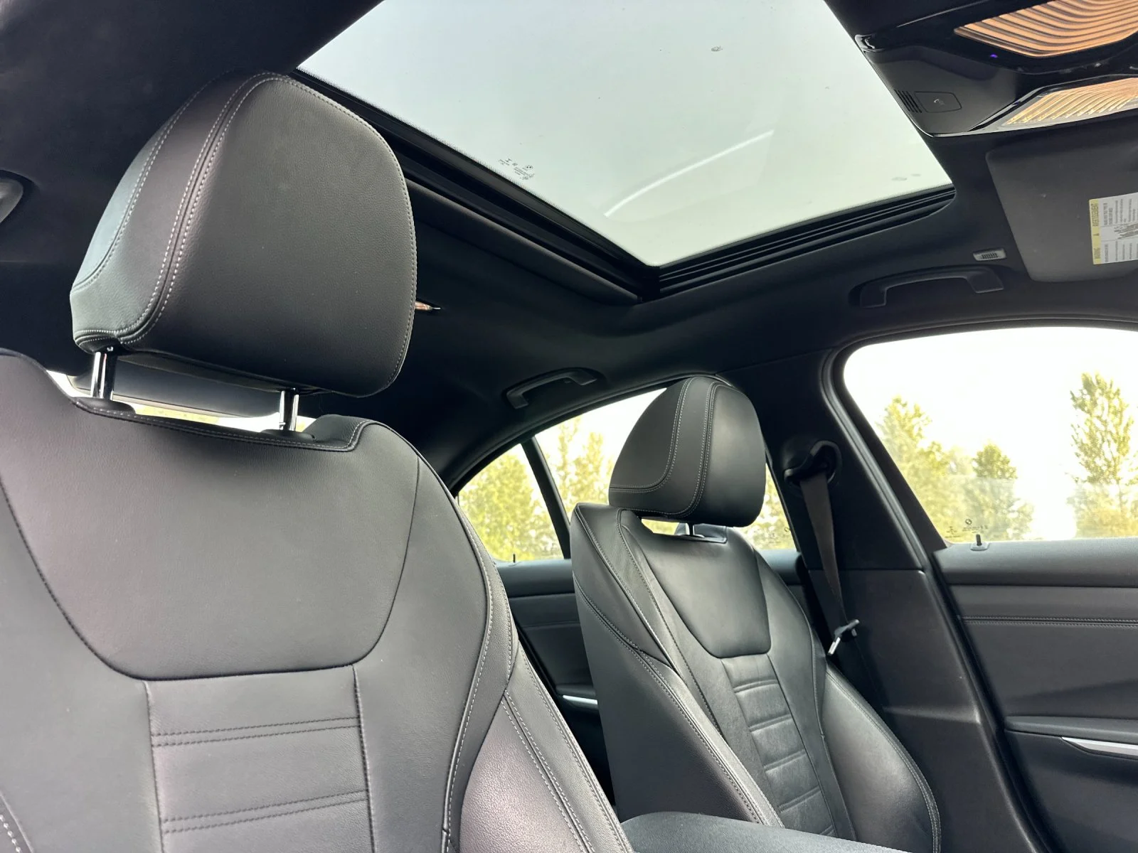 2021 BMW 3 Series 330i - Photo 16