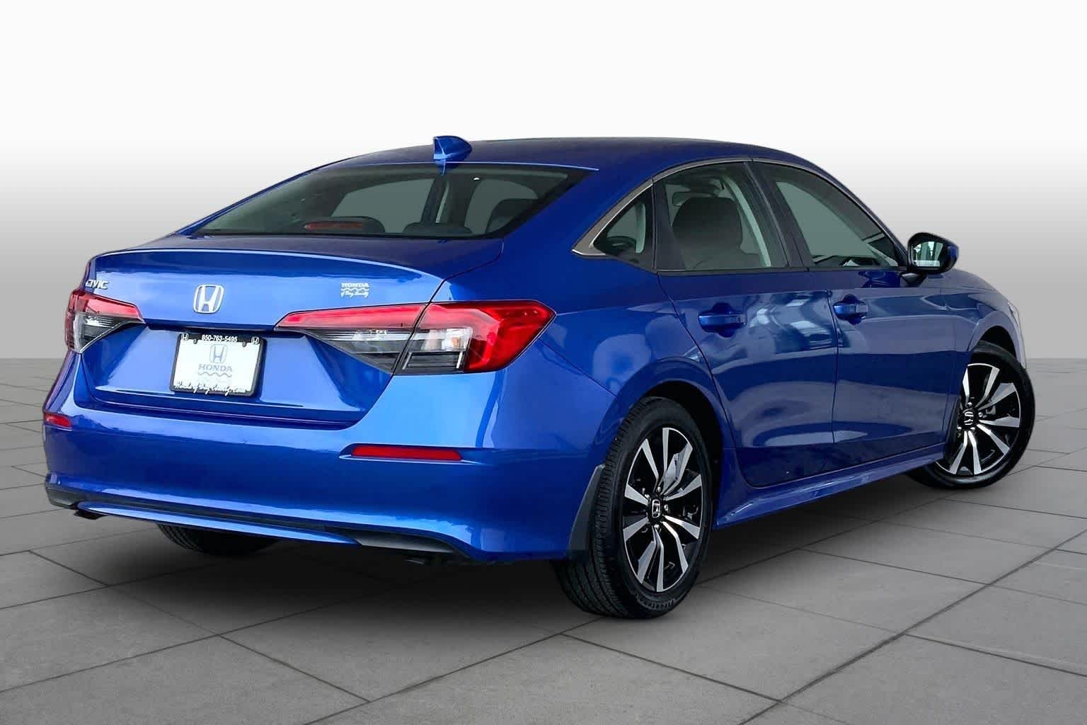 Used 2024 Aegean Blue Metallic Honda EX image 13