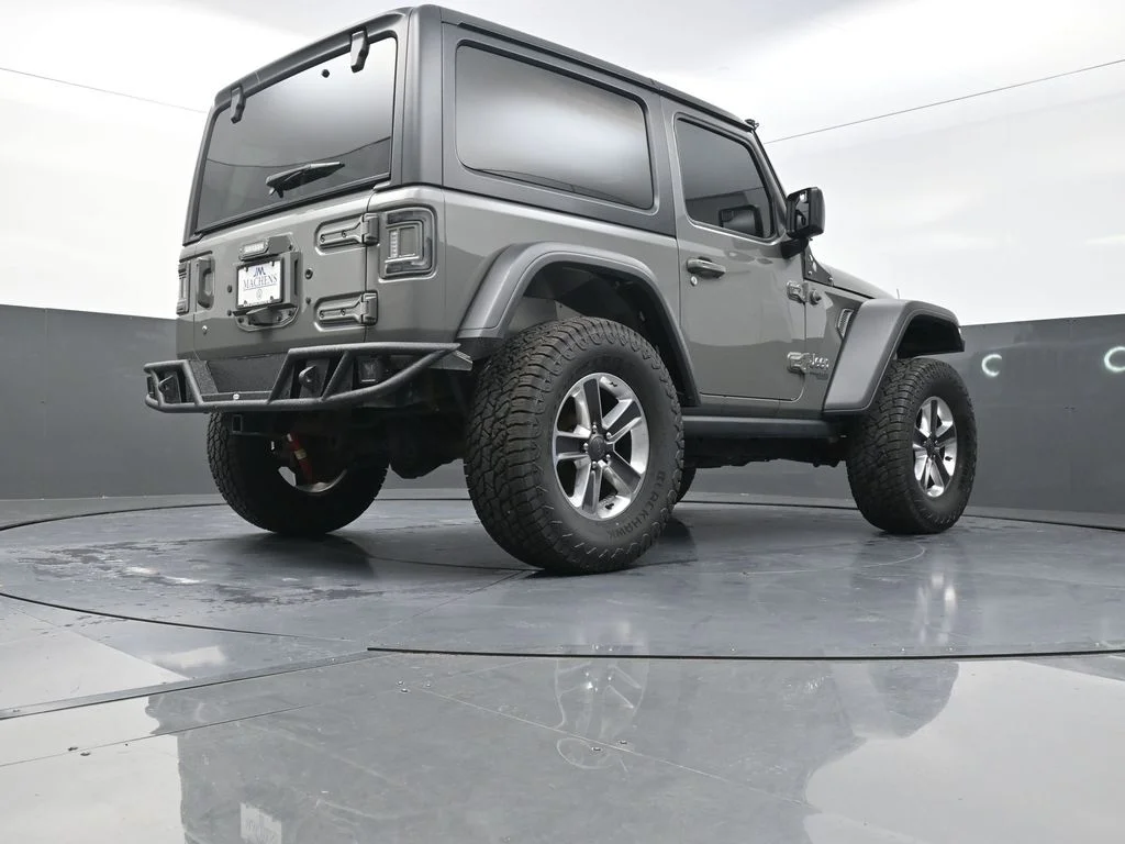 Used 2020 Gray Jeep Sport image 27