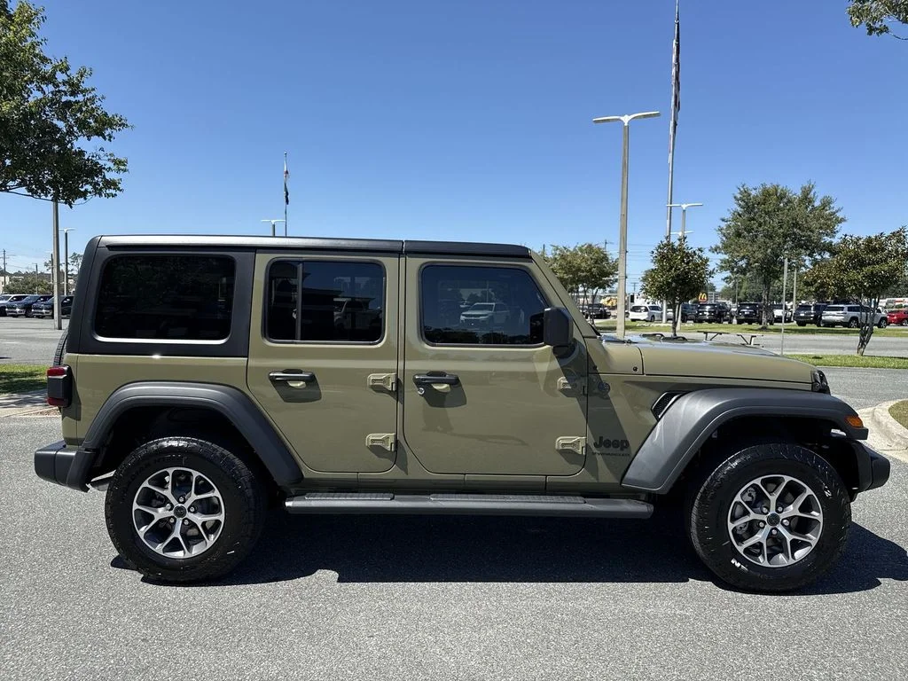 2025 Jeep Wrangler 4-Door Sport S - Photo 2
