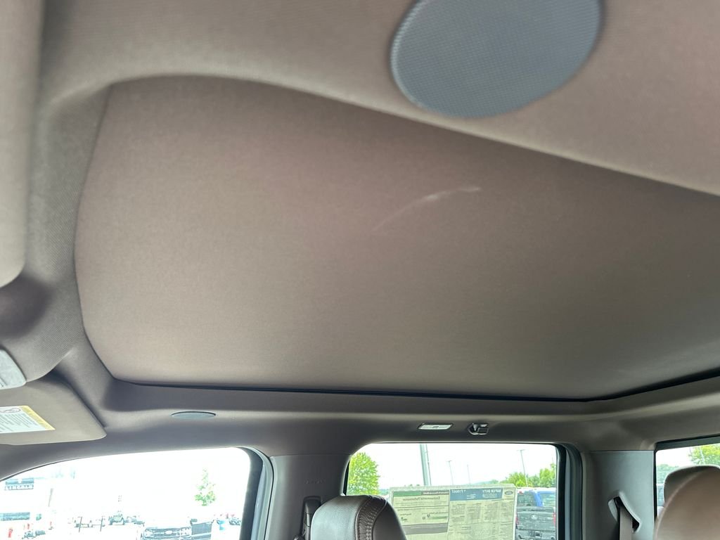 New 2026 Glacier Gray Metallic Tri-Coat Ford F-250® King Ranch® image 23