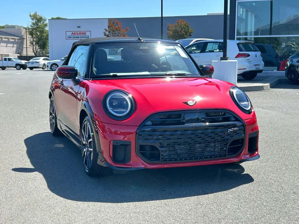 New 2026 Chili Red II MINI Iconic image 7