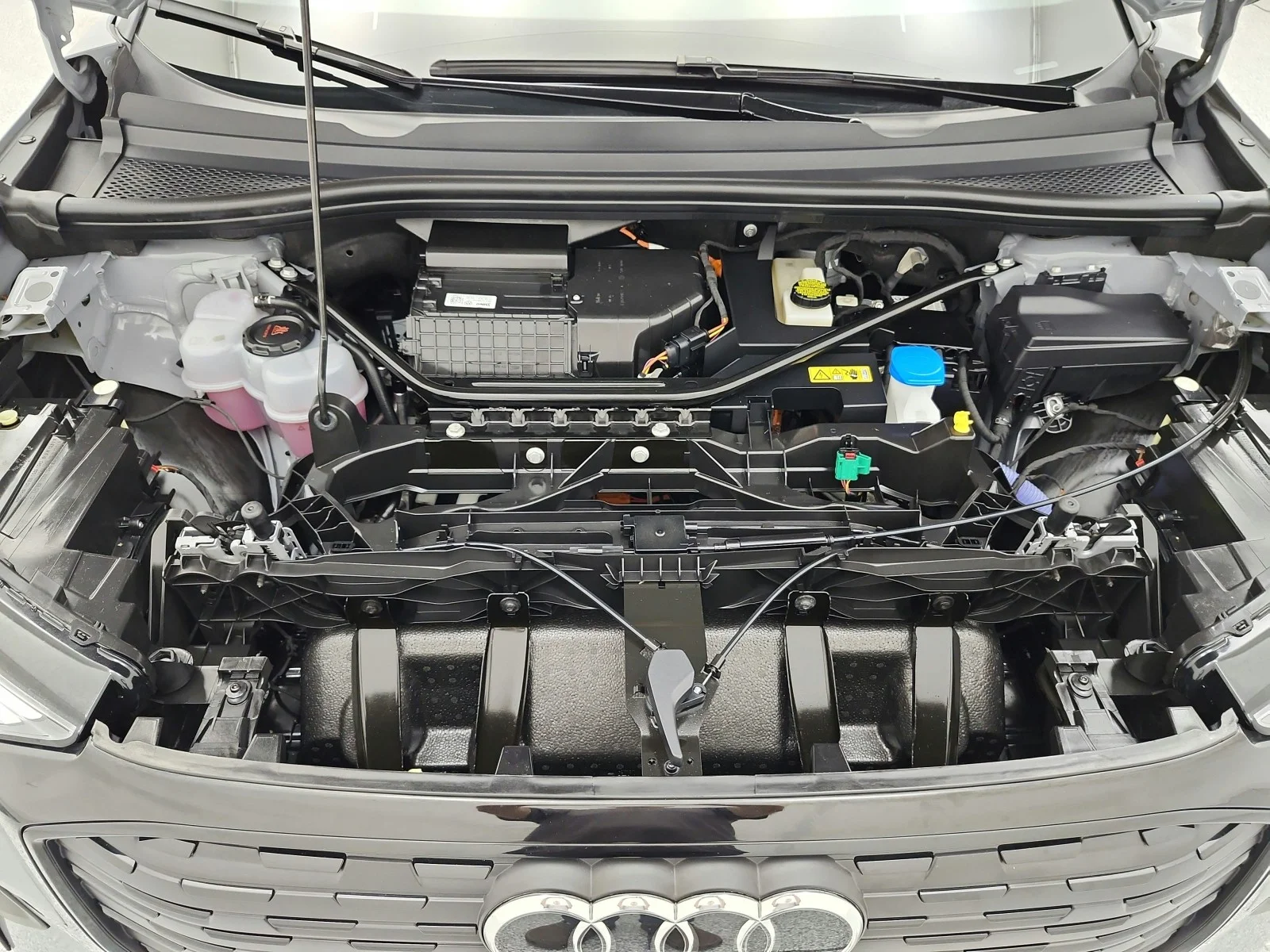 Used 2024 Pebble Gray Audi Premium Plus 55 quattro image 25