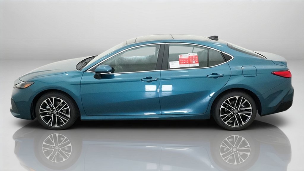 New 2026 Ocean Gem Toyota XLE image 32