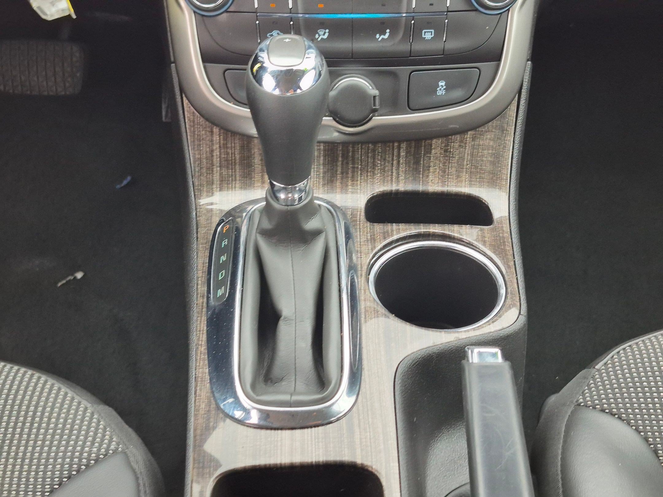 Used 2015 Black Granite Metallic Chevrolet LT image 22