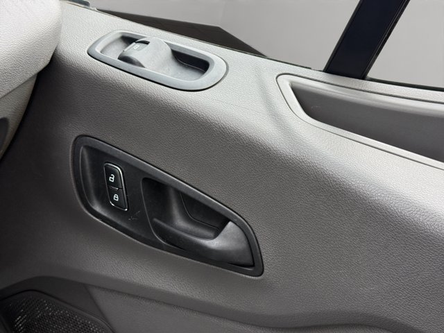 Used 2022 White Ford XLT image 18