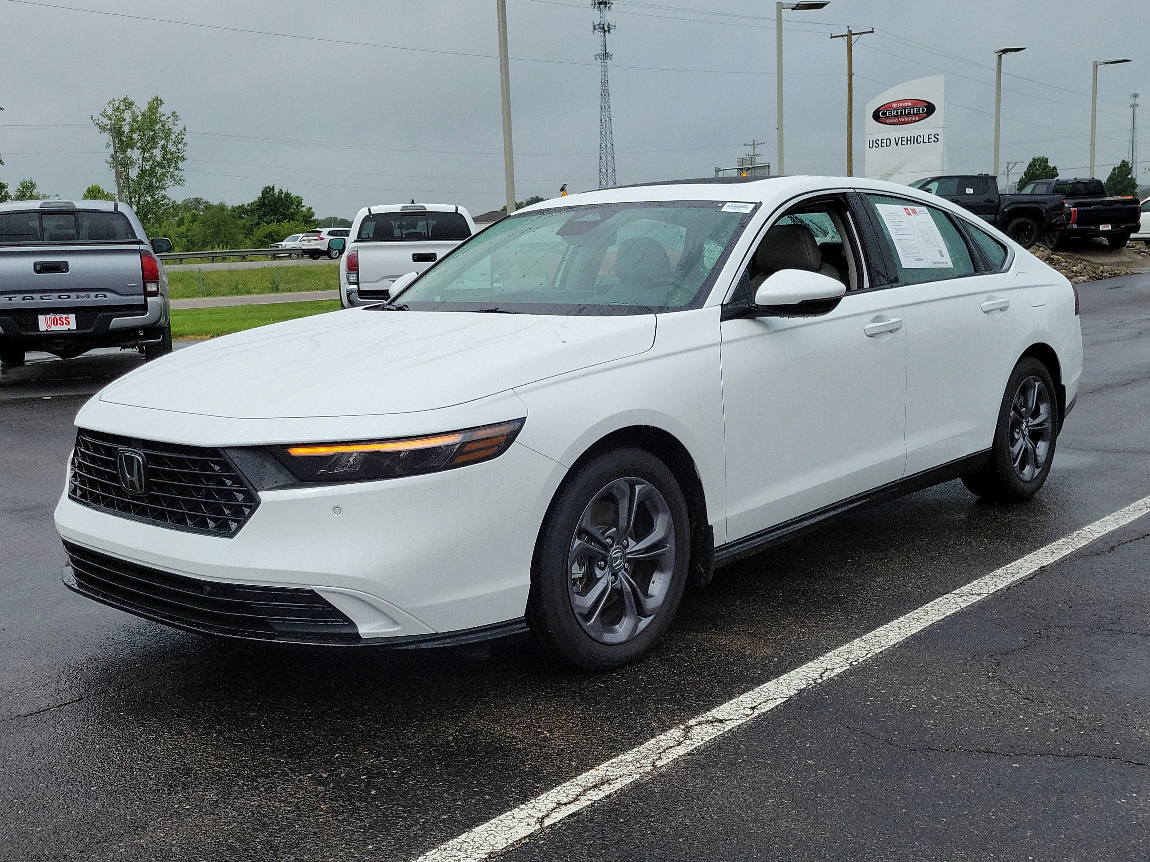 Used 2025 WHITE Honda EX-L image 36