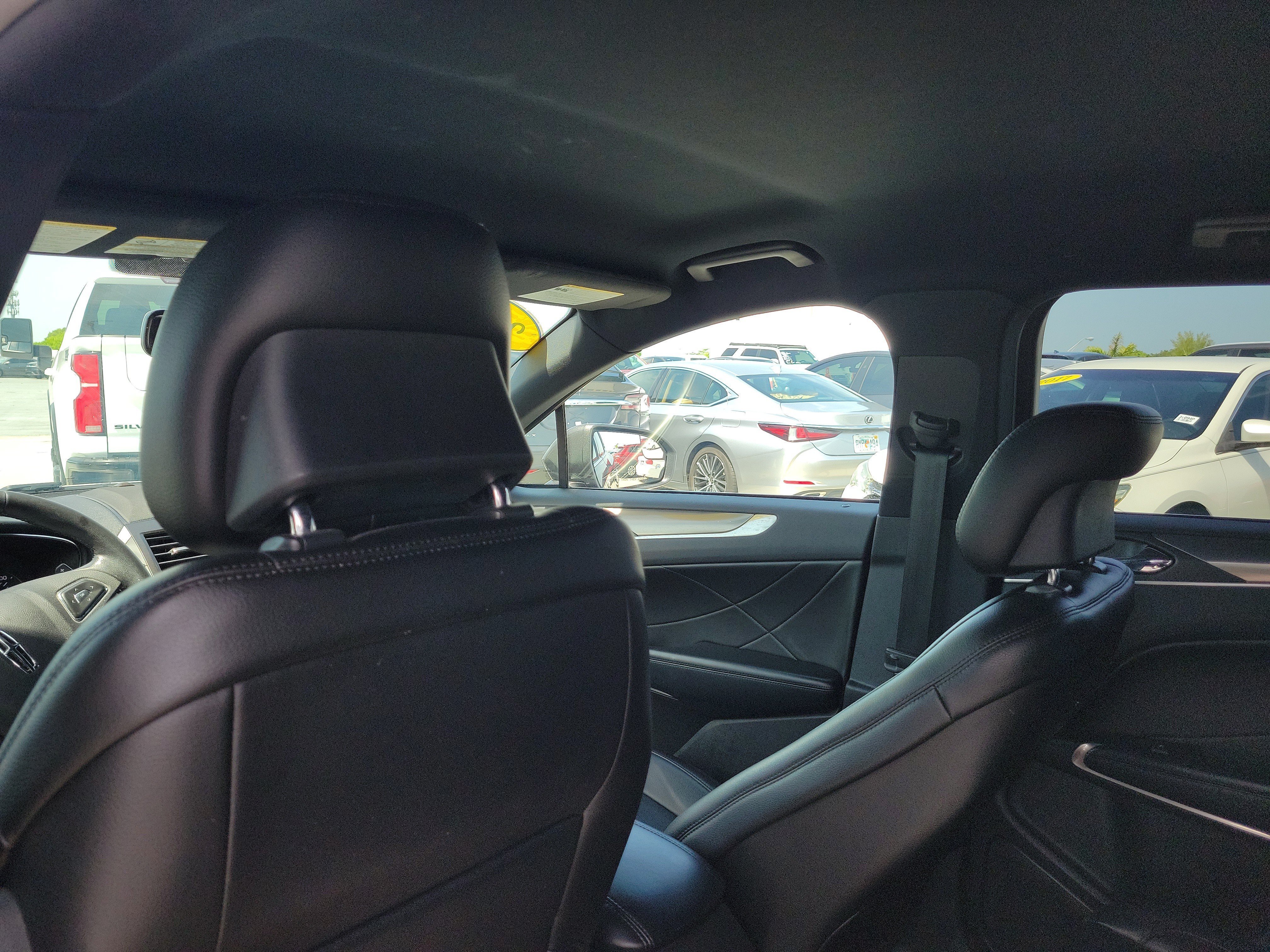 Used 2019 Magnetic Gray Metallic Lincoln Standard image 14