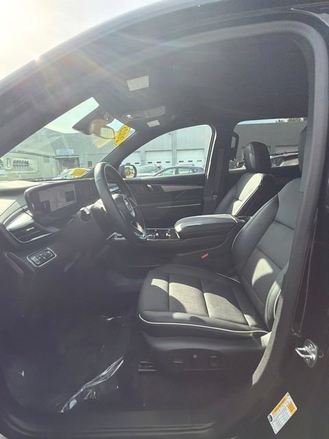 2025 Buick Enclave Preferred - Photo 13