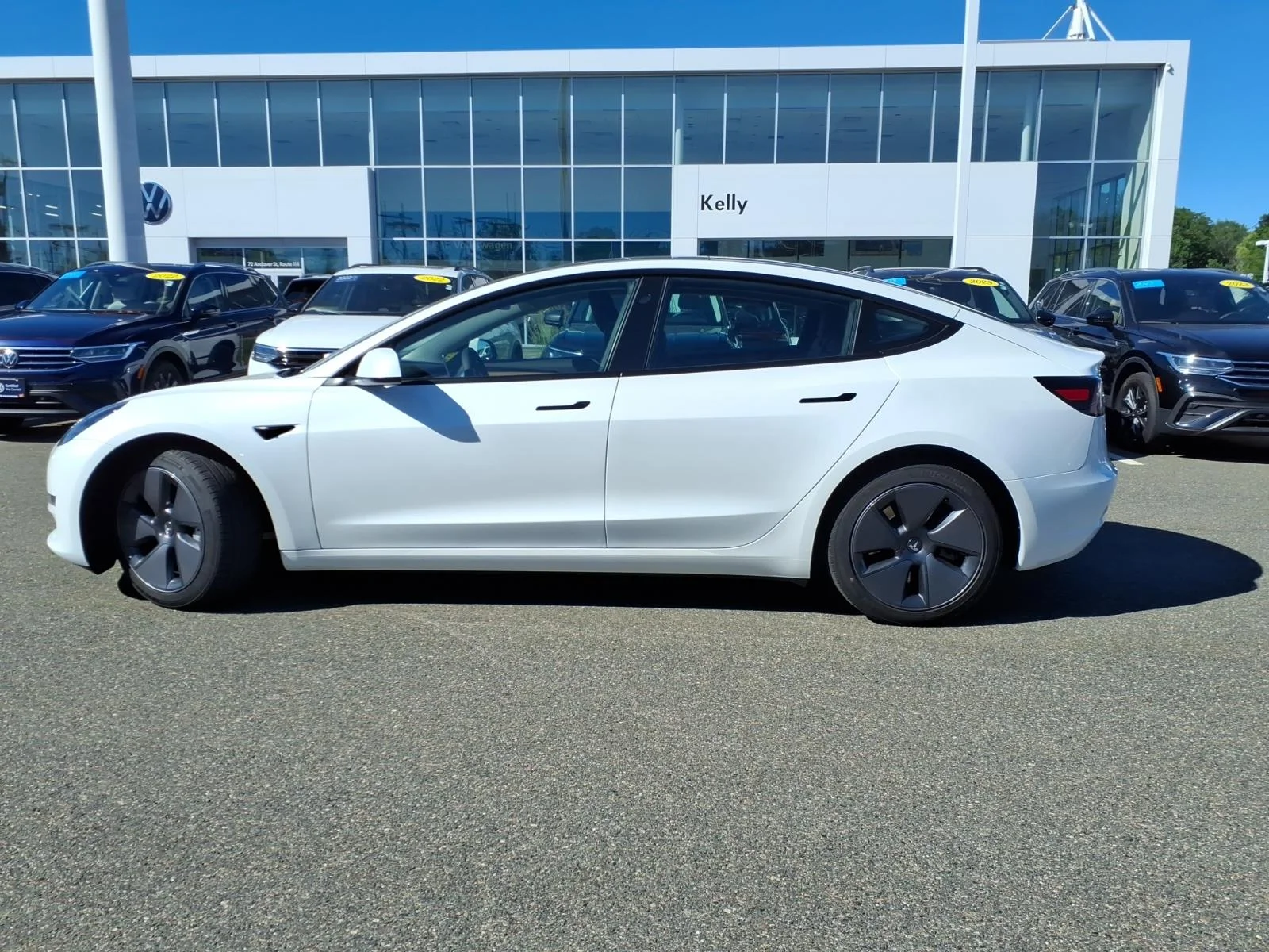 Used 2023 WHITE Tesla  image 8