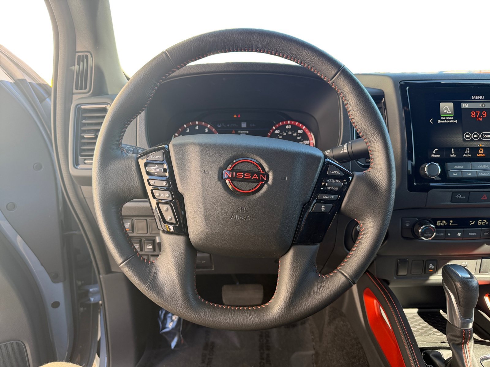 Used 2024 Boulder Gray Pearl Nissan PRO-4X image 10
