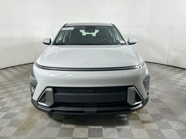 New 2026 Gray Hyundai SE image 8