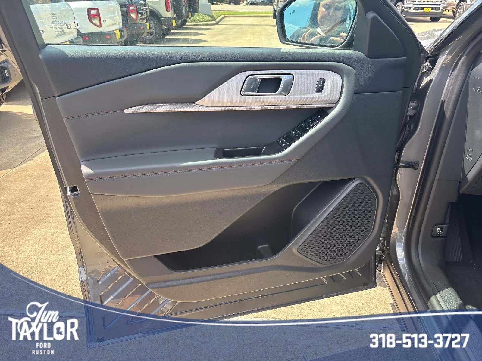 2026 Ford Explorer Active - Photo 12