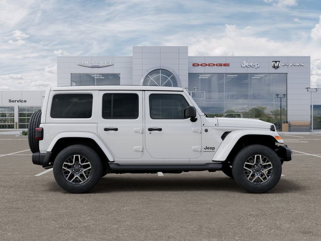 New 2026 Bright White Clear-Coat Exterior Paint Jeep Sahara image 21