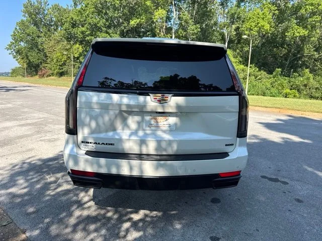 Used 2022 White Cadillac Sport image 6