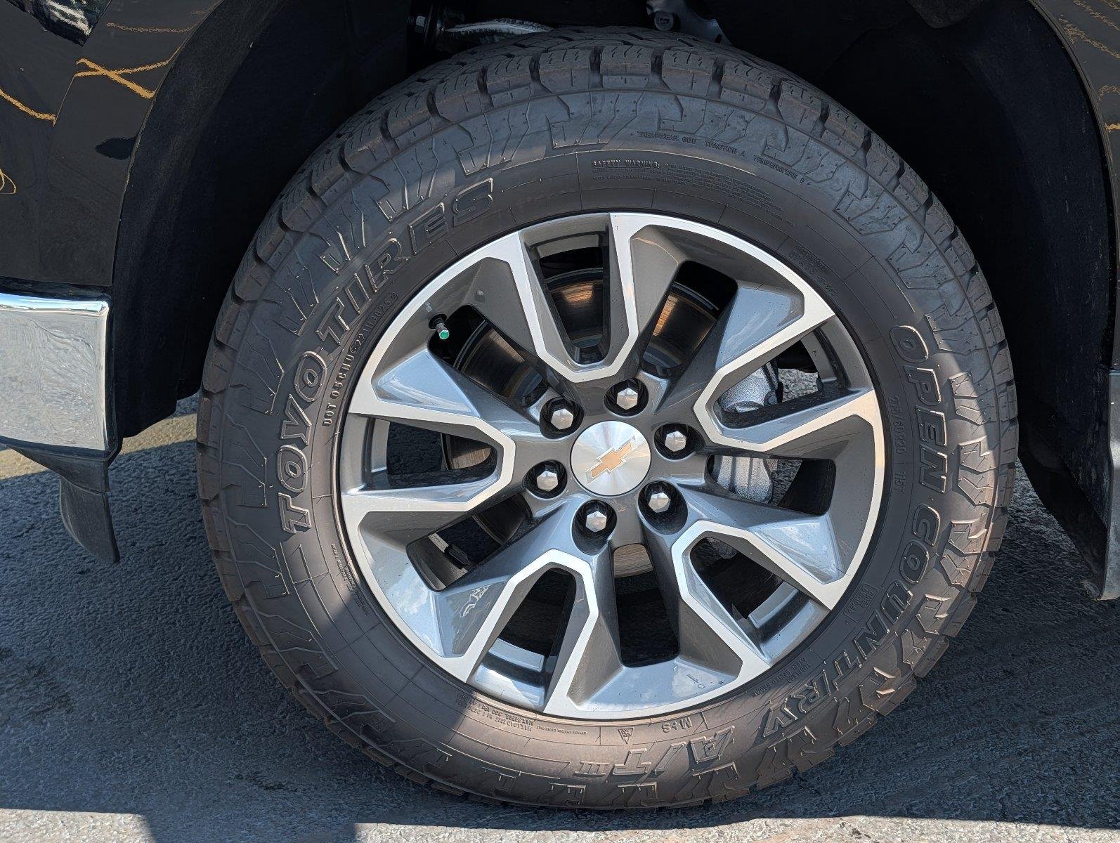 Used 2025 Black Chevrolet LT image 10