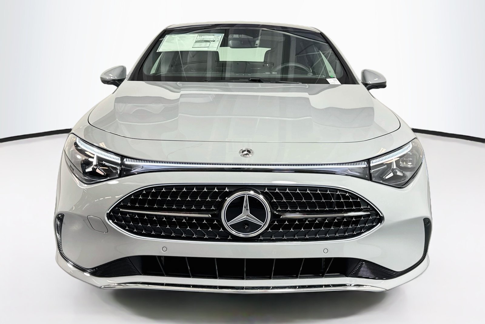 New 2027 MANUFAKTUR Alpine Grey Mercedes-Benz CLA 220 Hybrid image 2