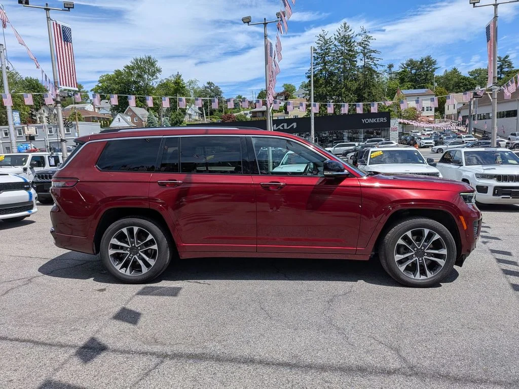 Used 2021 Red Jeep Overland image 5