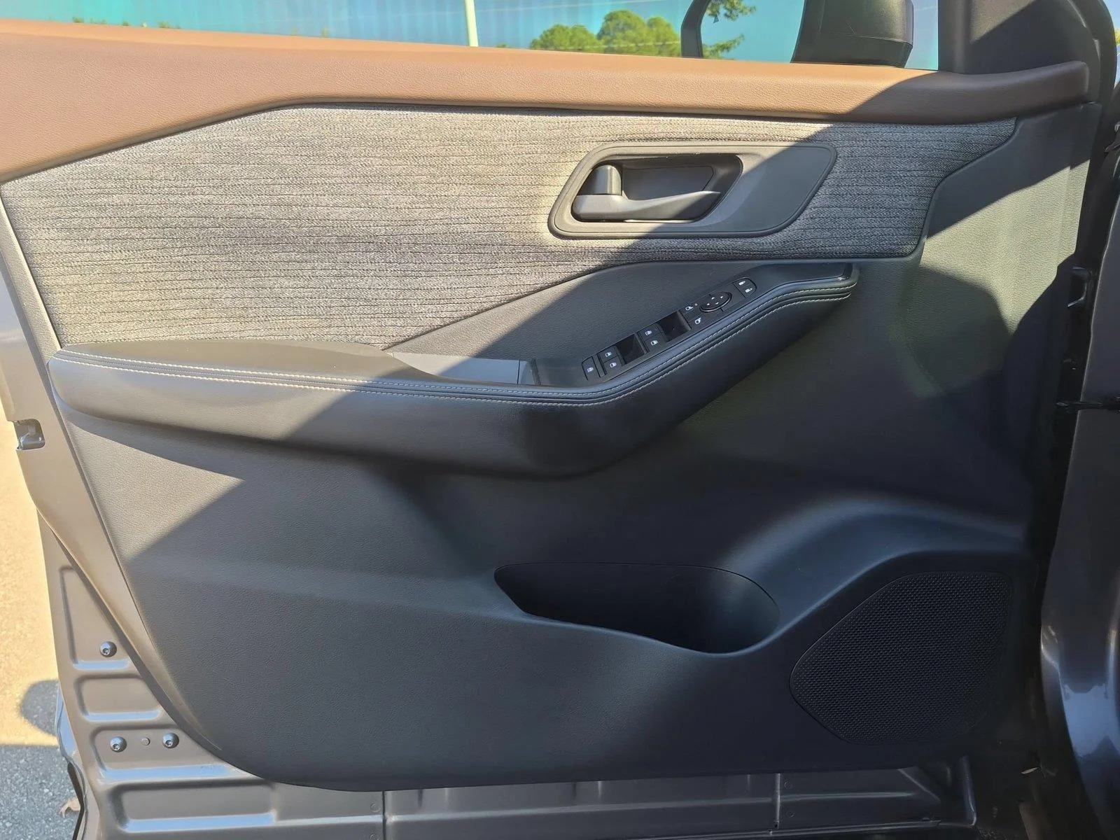 Used 2021 Gun Metallic Nissan S image 14