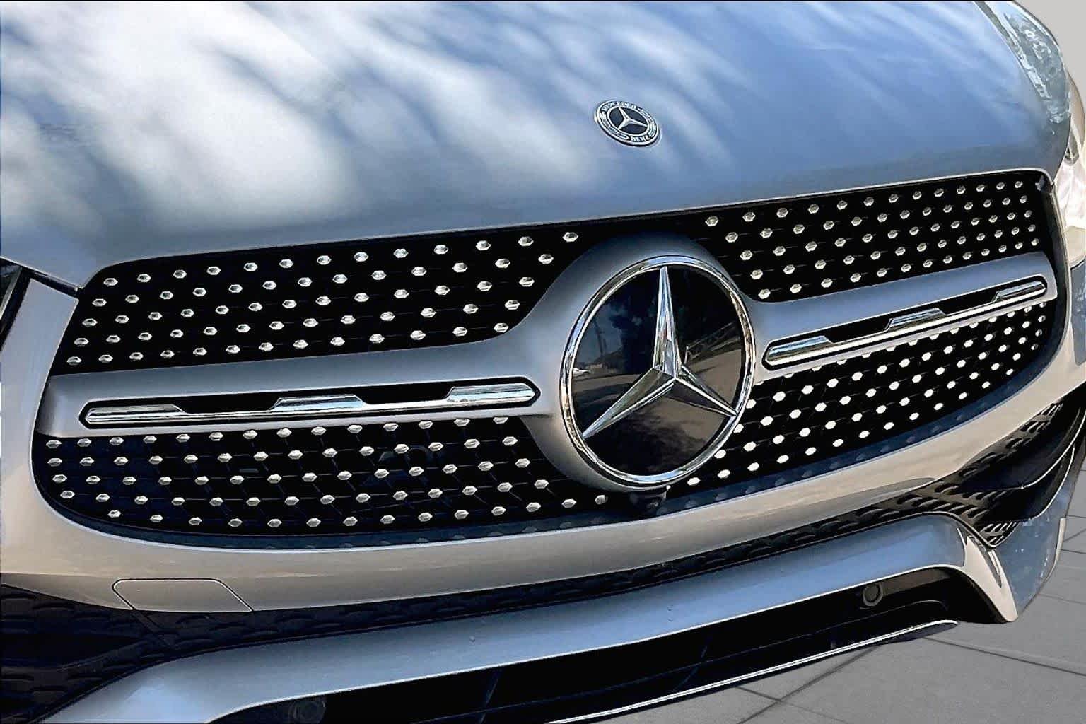 Used 2021 Cirrus Silver Metallic Mercedes-Benz GLC 300 image 29