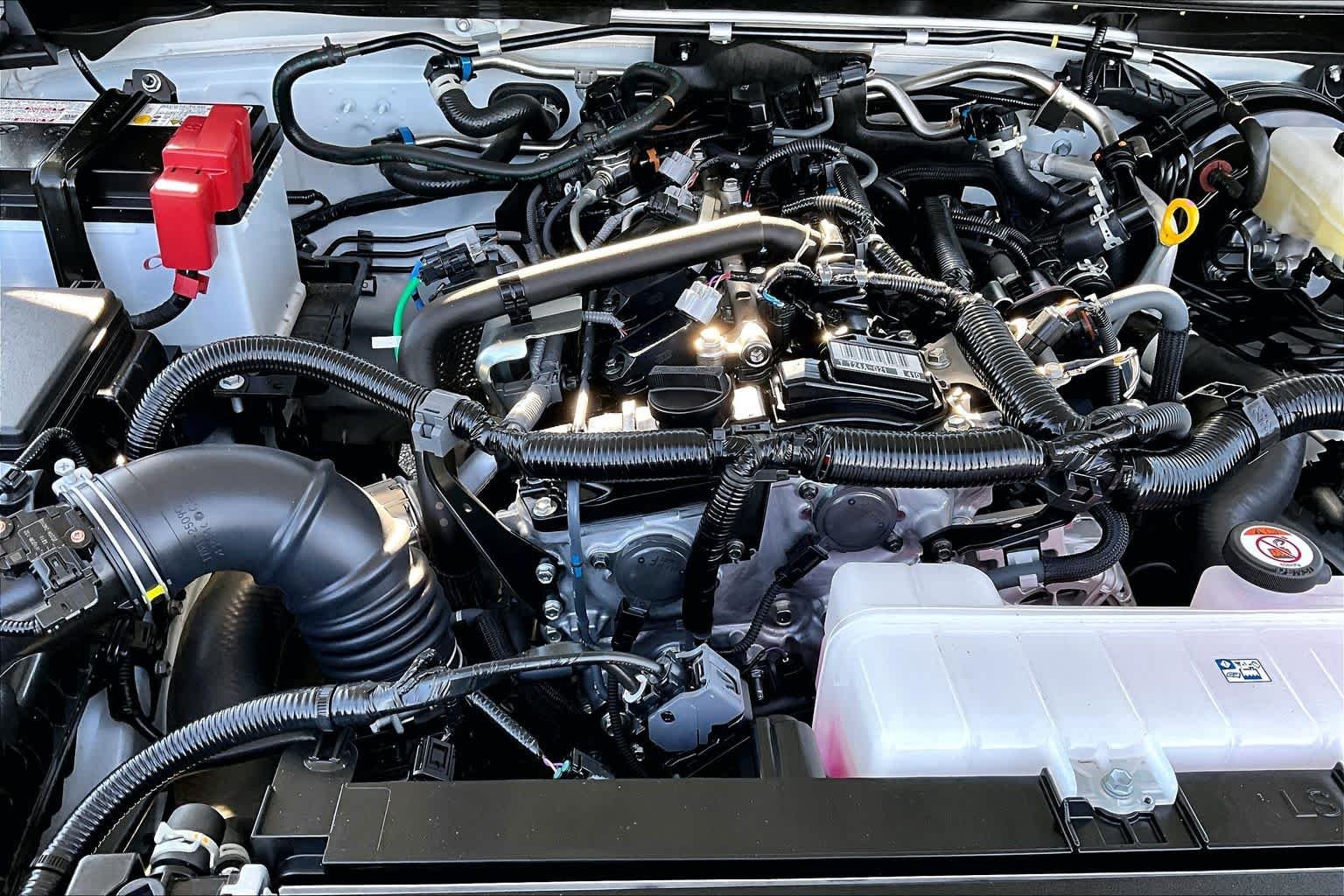 Certified Used 2025 Ice Cap Toyota SR5 image 32