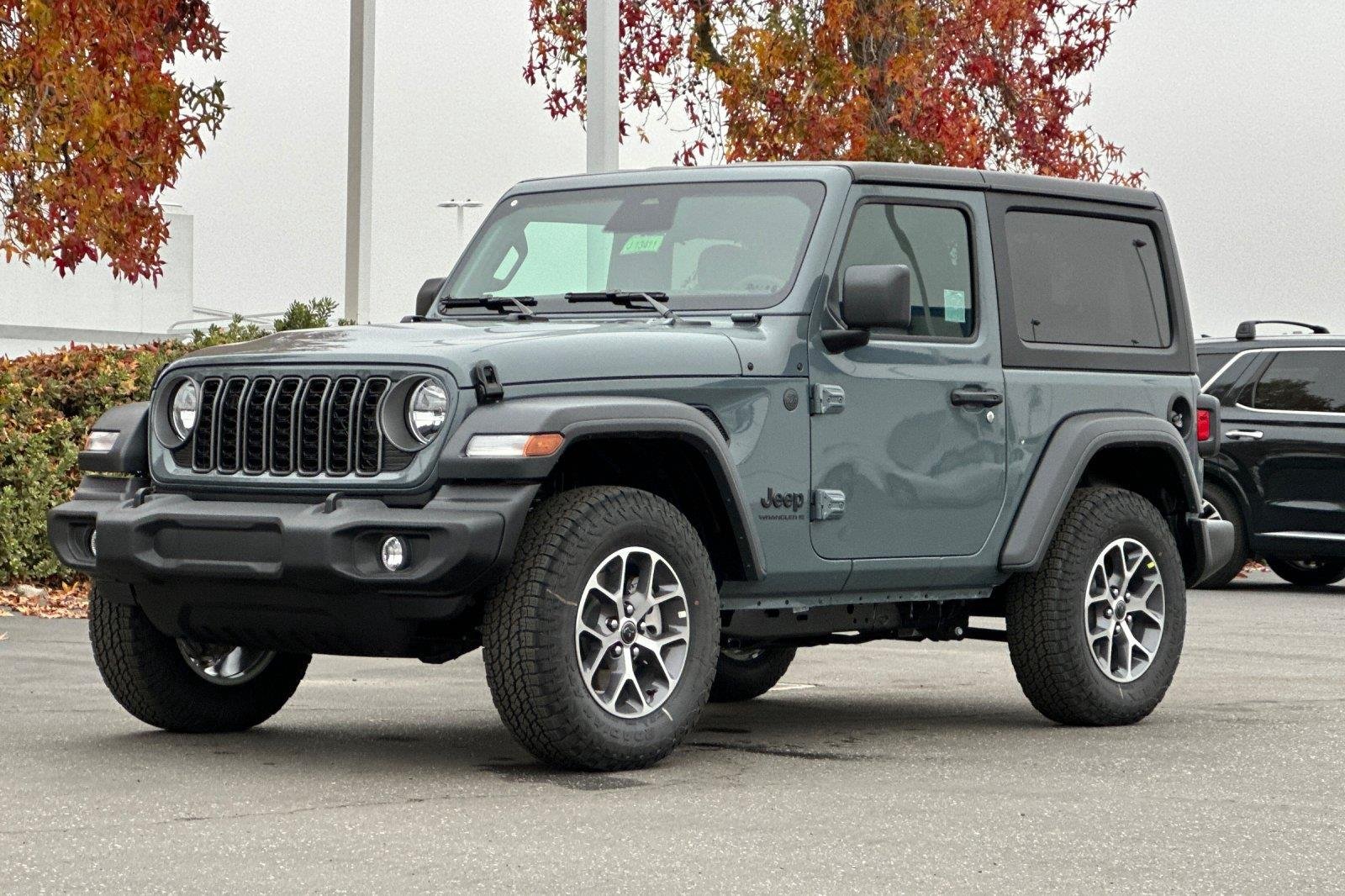 New 2026 Anvil Clearcoat Jeep Sport S image 8