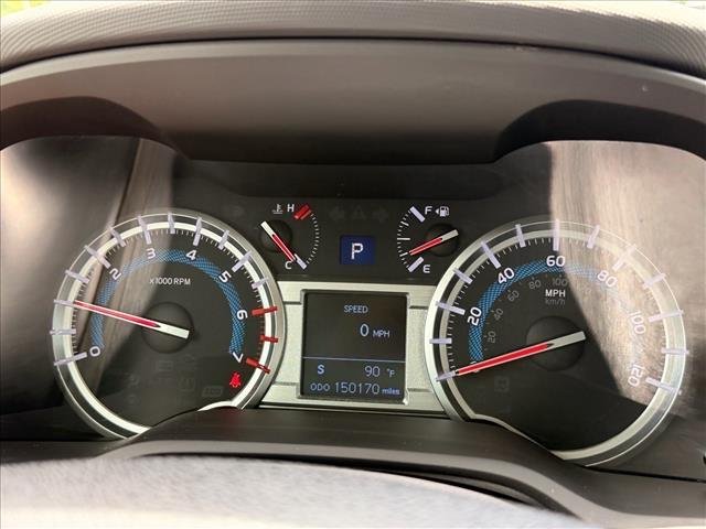 Used 2018 Magnetic Gray Metallic Toyota SR5 image 17