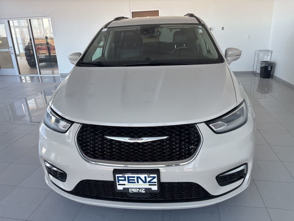 Used 2021 Chrysler Pacifica Touring L with VIN 2C4RC1BG2MR512109 for sale in Spring Valley, Minnesota