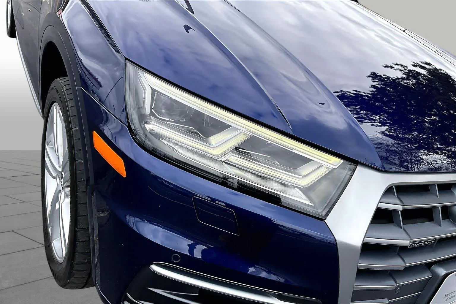 Used 2018 Navarra Blue Metallic Audi Premium Plus image 26