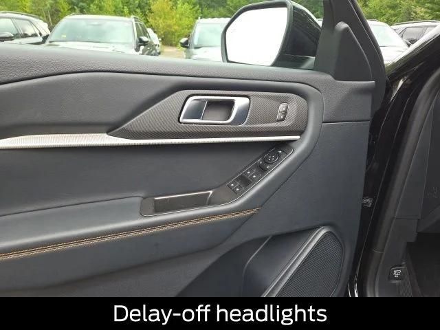 New 2027 Black Ford 4DR AWD TREMOR image 15