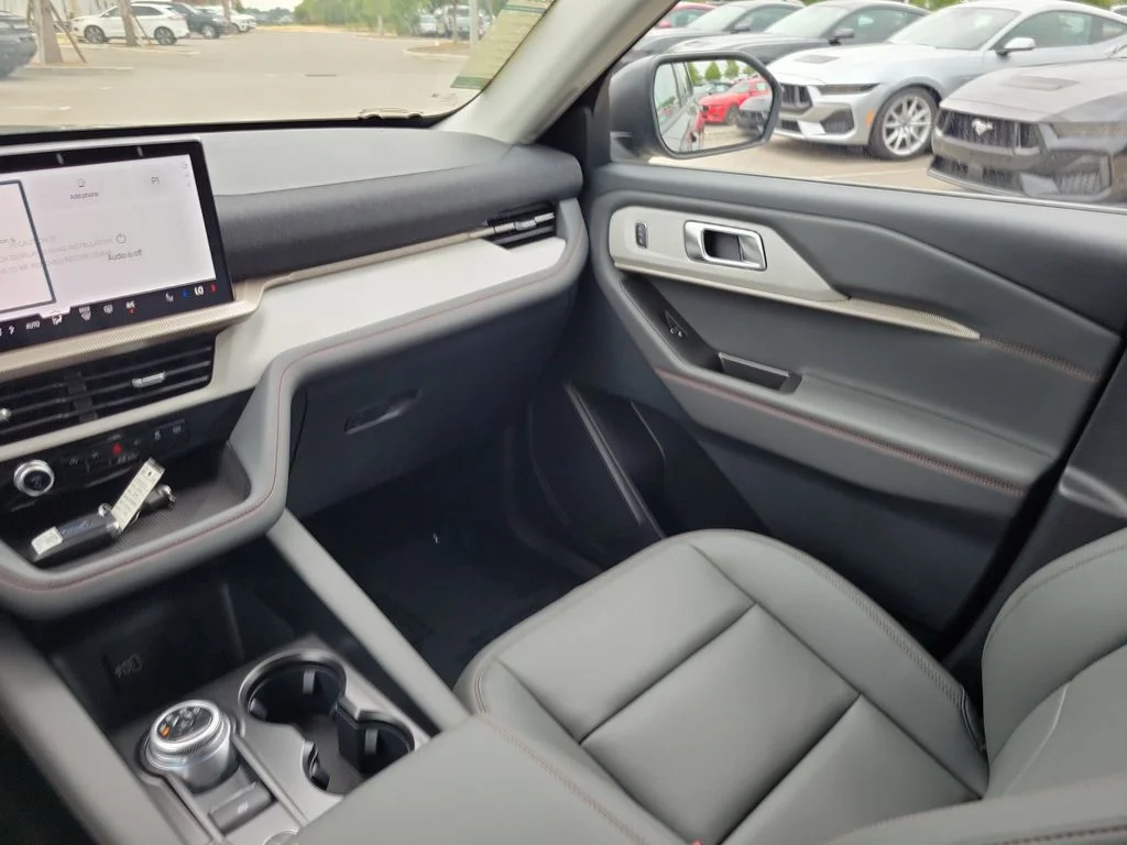 New 2026 Carbonized Gray Metallic Ford Active image 15