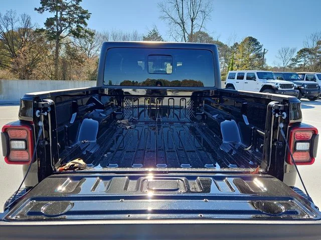 New 2026 Black Clear-Coat Exterior Paint Jeep Rubicon image 15