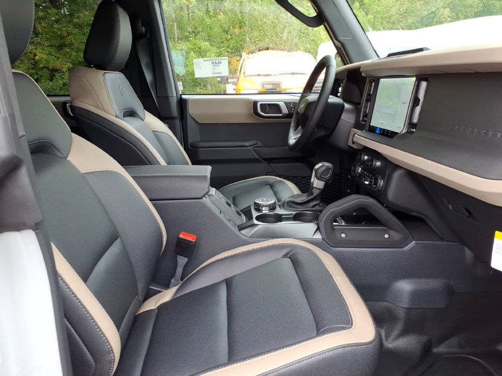 New 2026 Avalanche Gray Ford Big Bend® image 12