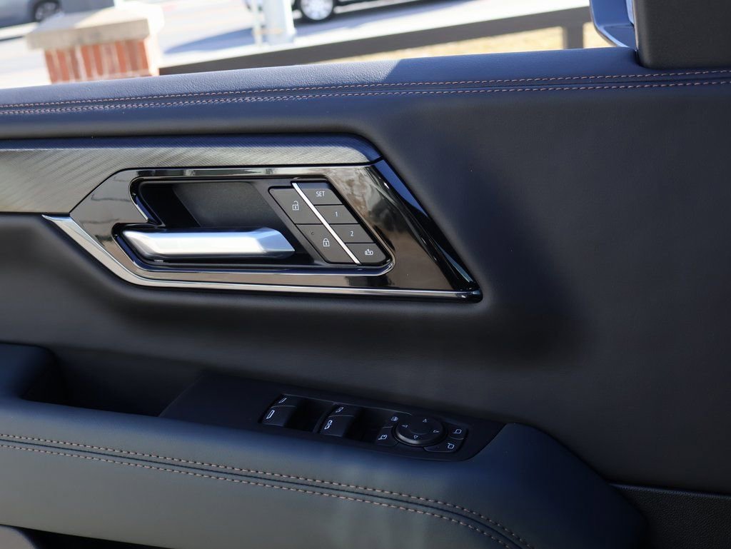 New 2026 Onyx Black GMC AT4 image 43