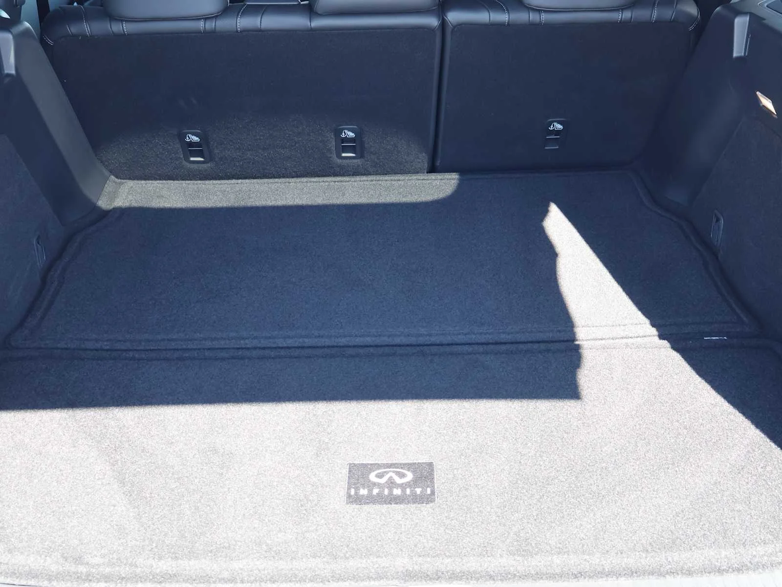 Certified Used 2027 Graphite Shadow INFINITI SPORT image 26