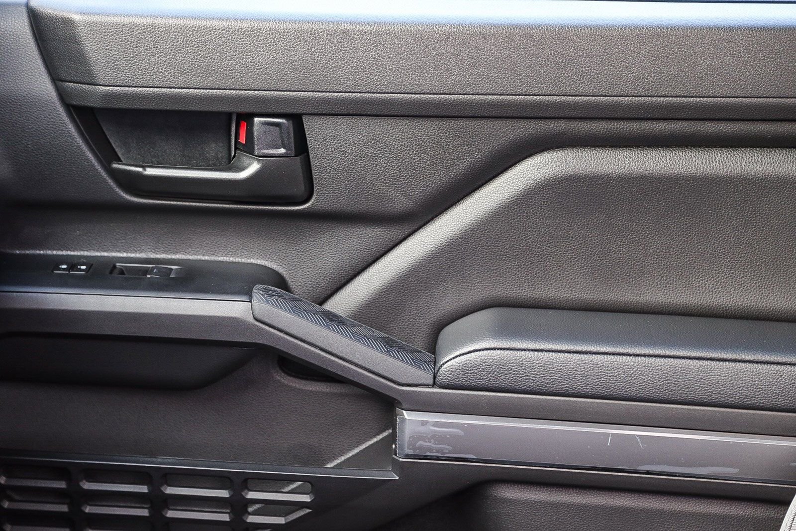 2026 Toyota Tacoma SR5 - Photo 20