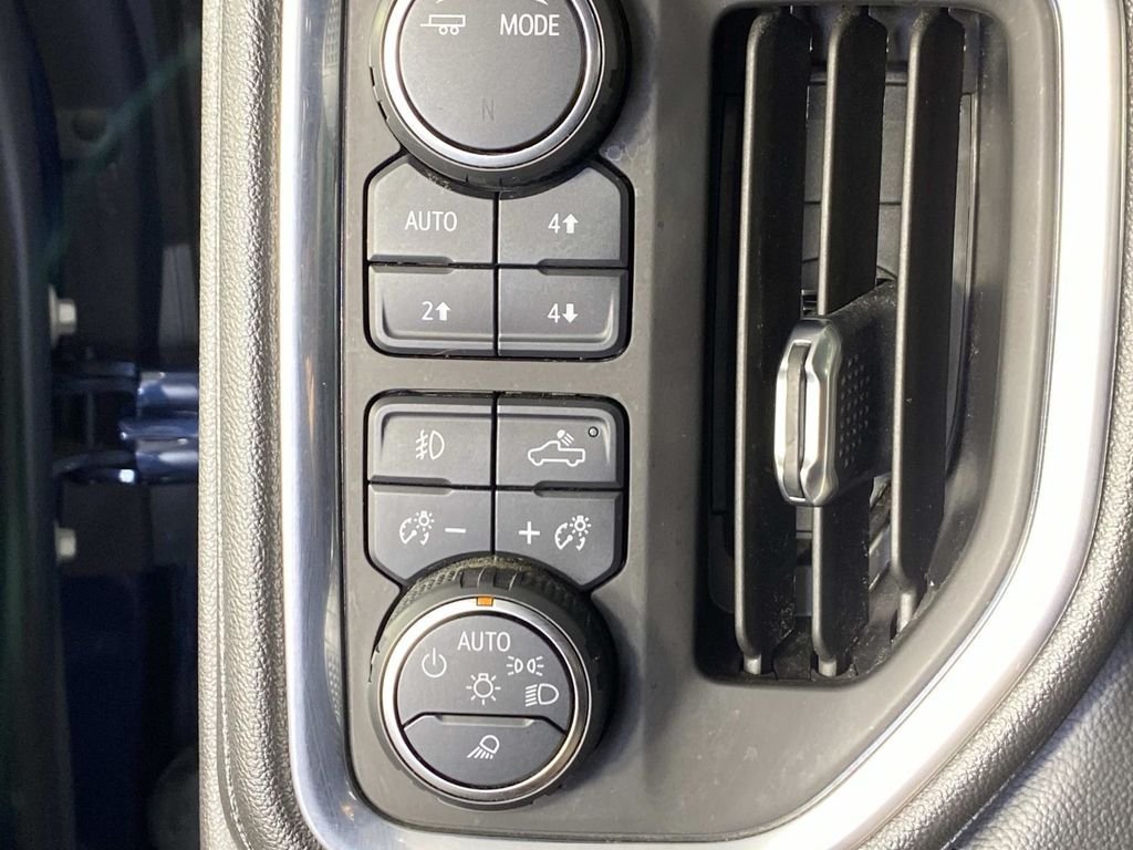 Used 2021 Blue Chevrolet LTZ image 14