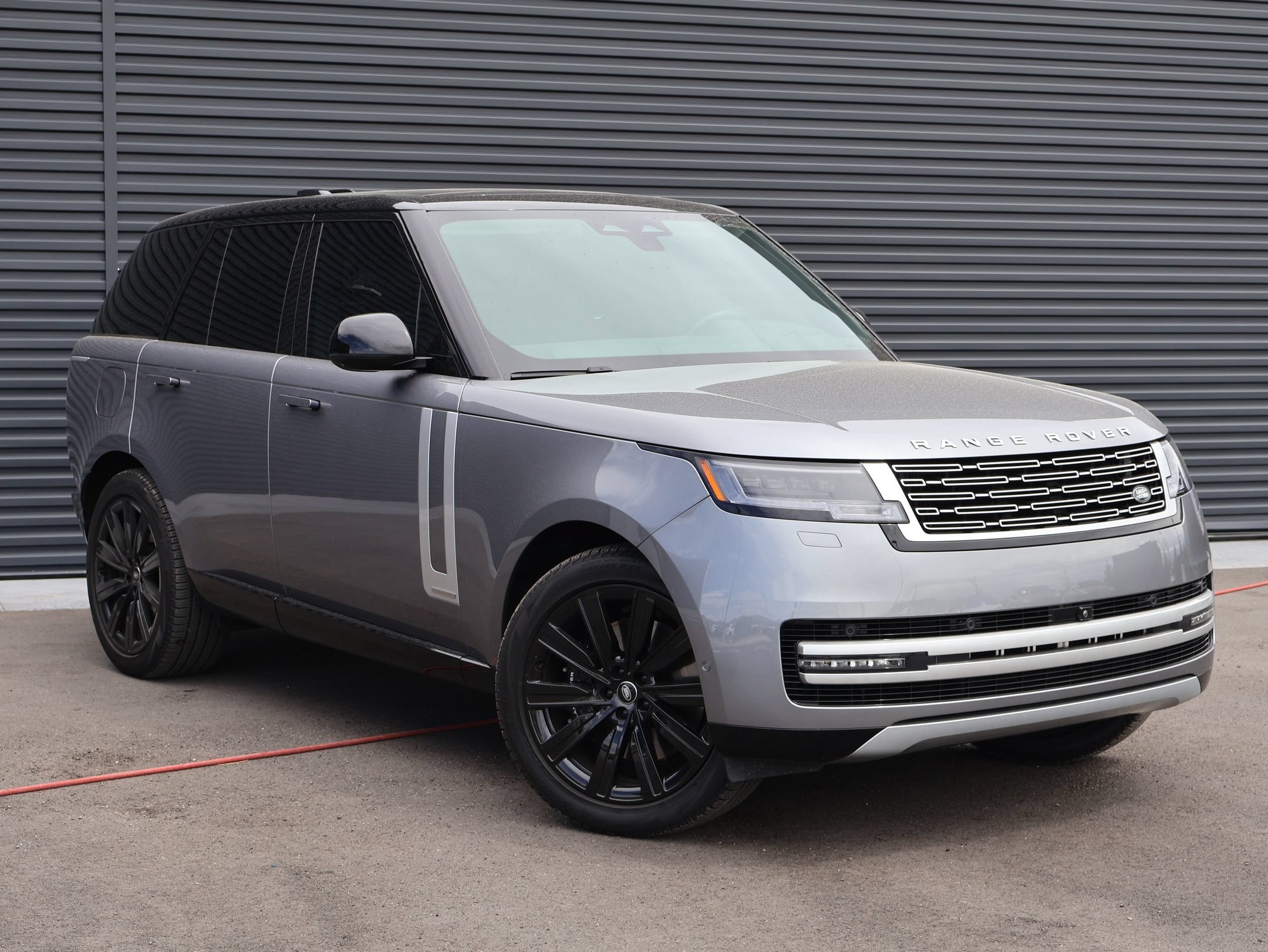 Used 2025 Eiger Gray Metallic Land Rover Autobiography image 7