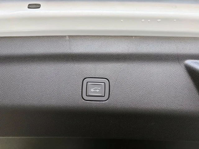 2026 GMC Yukon AT4 - Photo 53