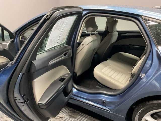 Used 2018 Blue Metallic Ford S image 17