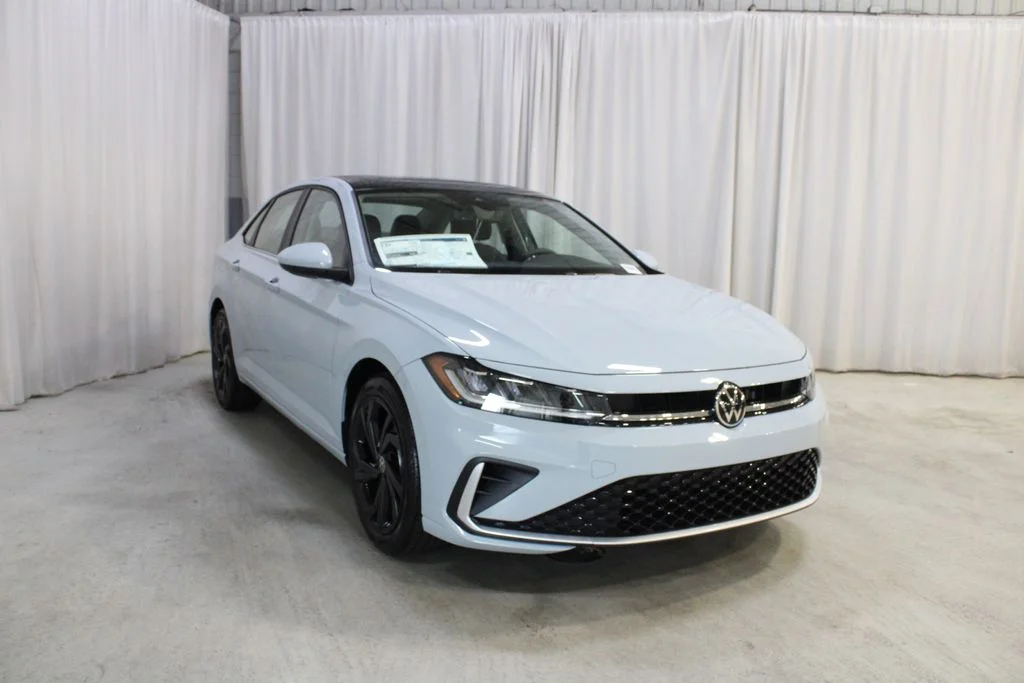 New 2027 Gray Volkswagen 1.5T SE image 38