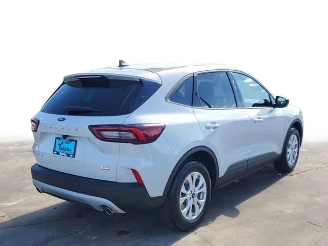 New 2026 Space Silver Metallic Ford Active® image 4