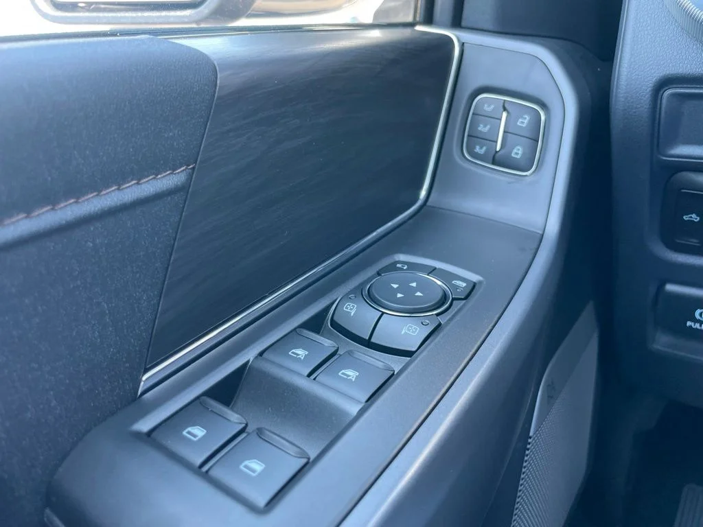 New 2026 Carbonized Gray Metallic Ford Lariat® image 28