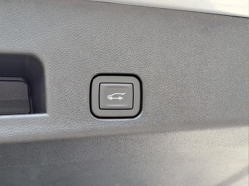 2026 Chevrolet Traverse Z71 - Photo 32